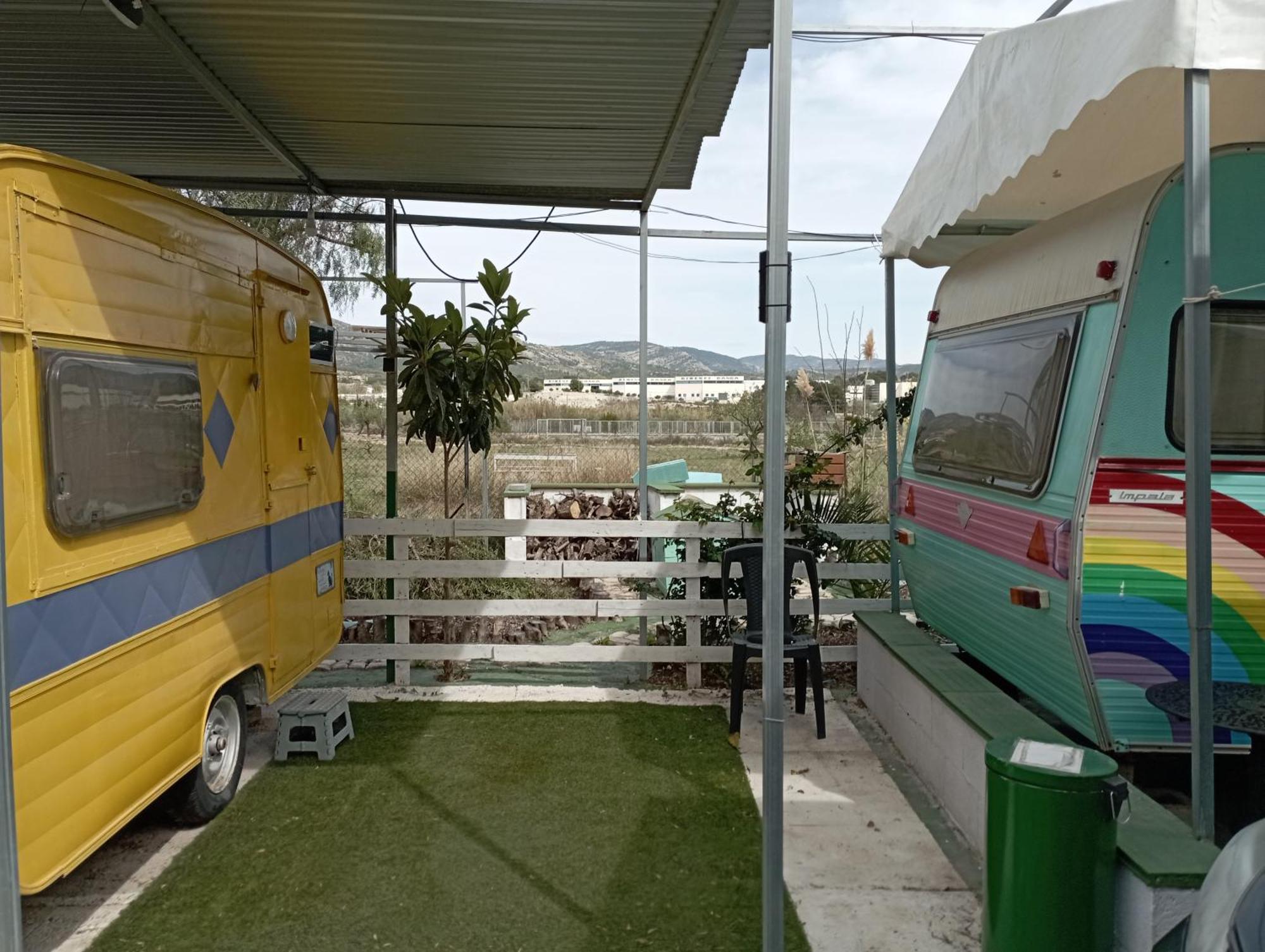 Camping Mascotas cerca de Alicante Sax Exterior foto