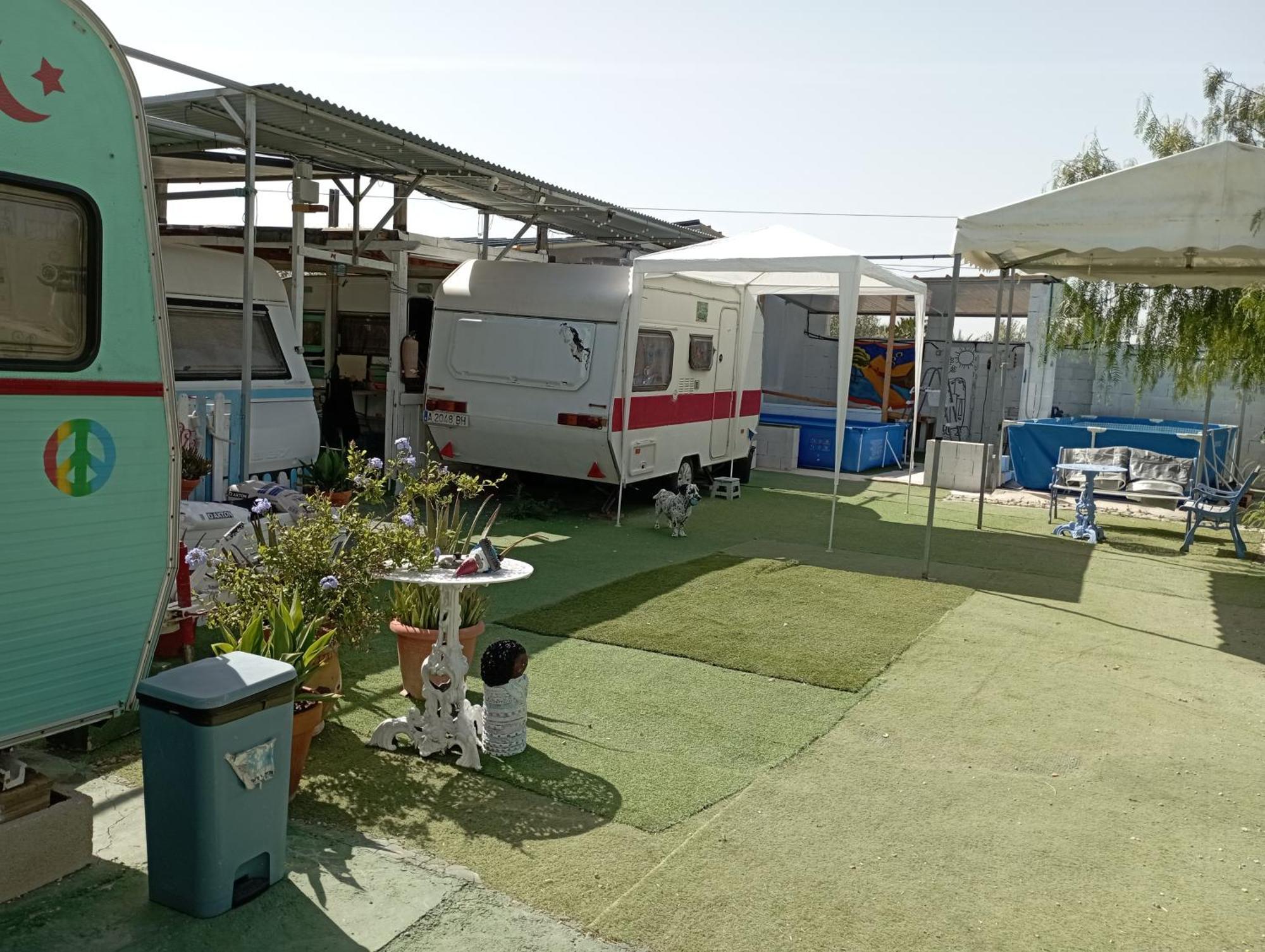 Camping Mascotas cerca de Alicante Sax Exterior foto