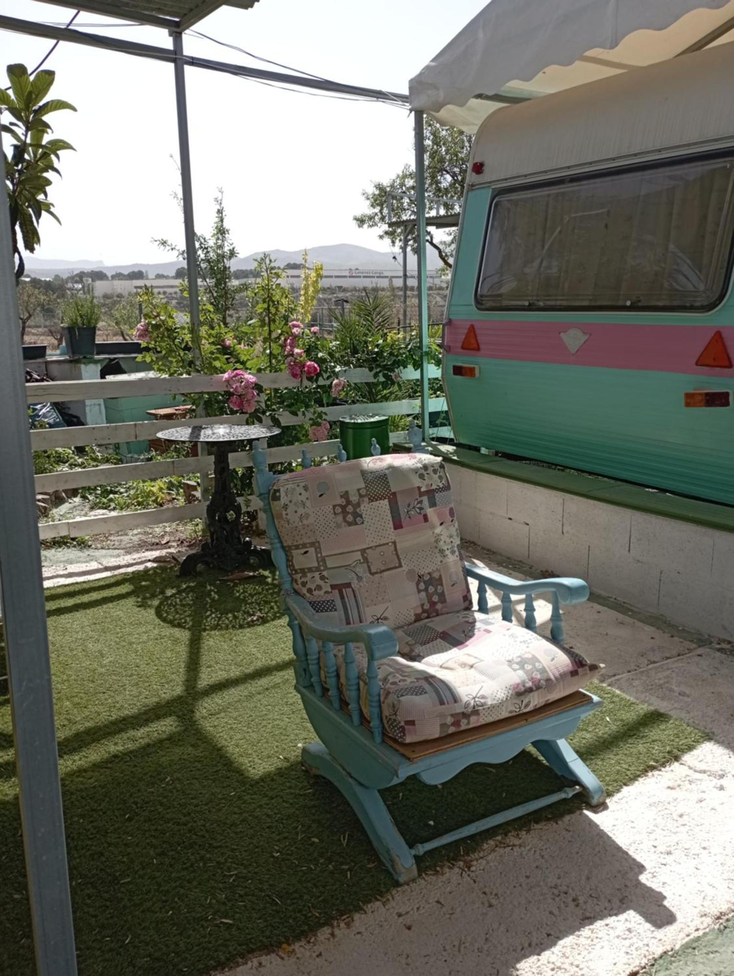 Camping Mascotas cerca de Alicante Sax Exterior foto